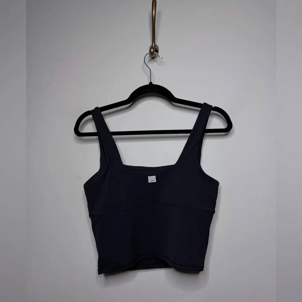 Vuori AllTheForm Support Tank in Black - Picture 5 of 6